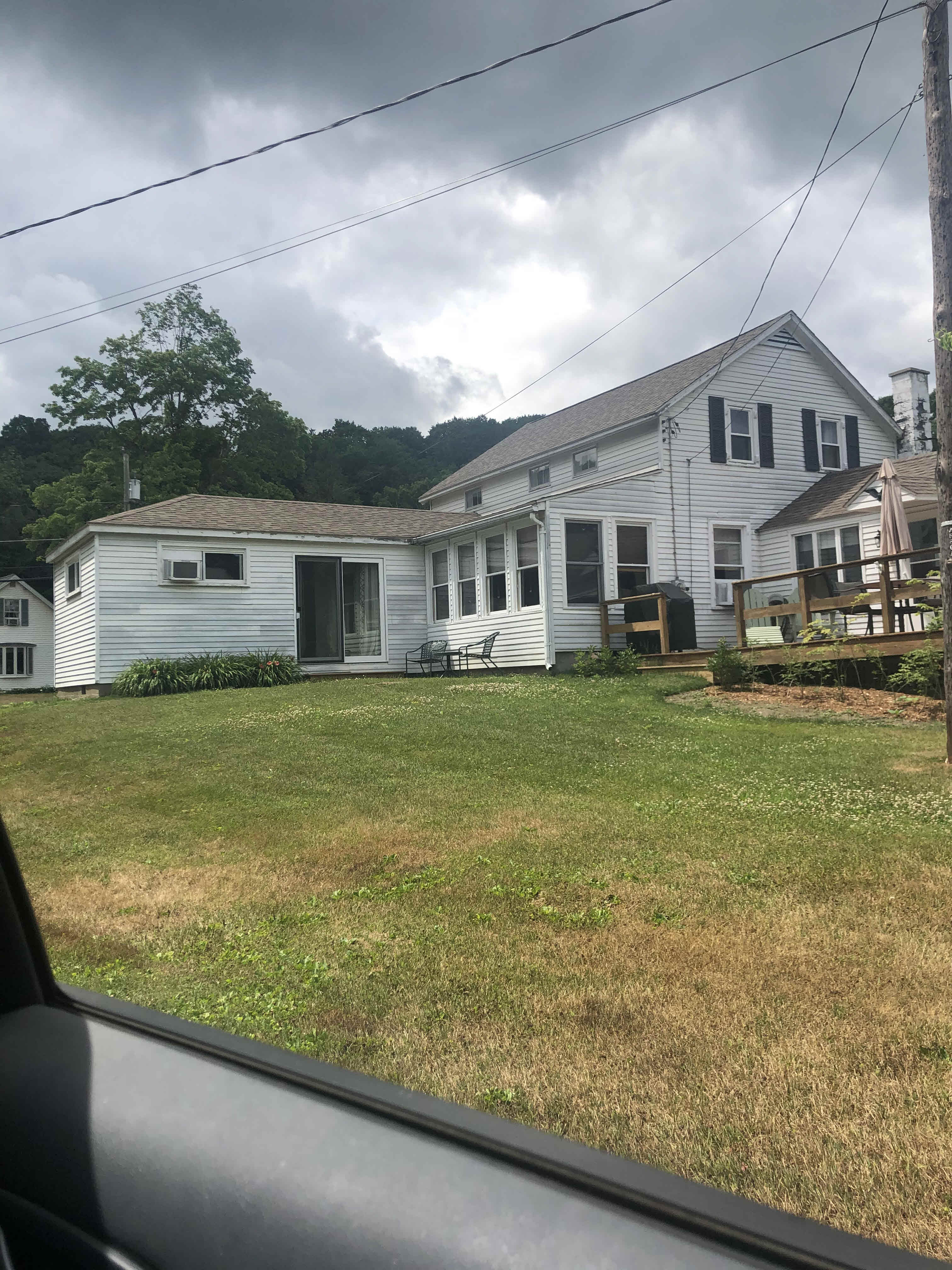 Building photograph for 39+41 UNDERMOUNTAIN ROAD